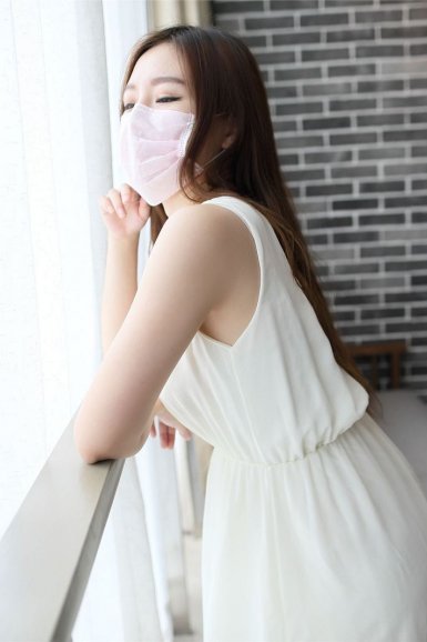 芒果体育:伊拉克前副总理阿齐兹监狱中去世 生平图片与萨达姆亲密(图1) 体育游戏平台